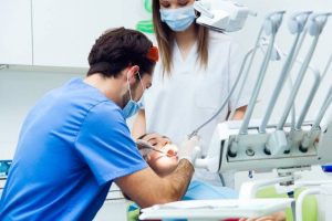 Covid-19: a importância dos dentistas nas UTIs